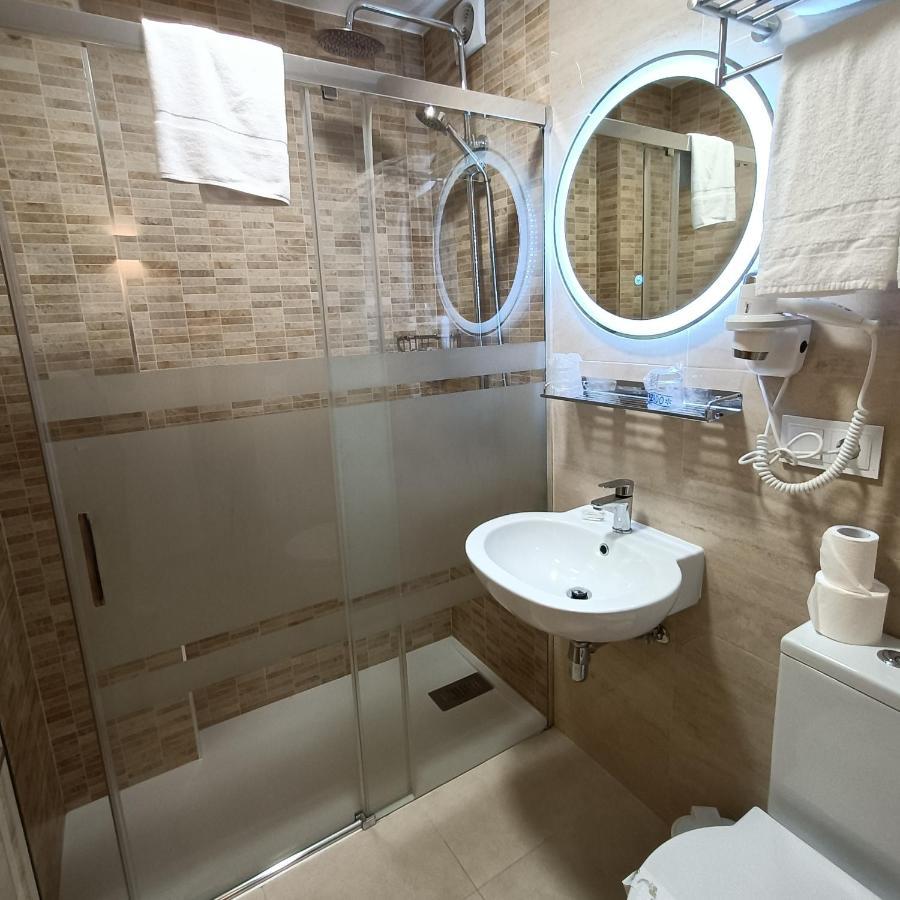 וילאגרסיה דה ארוסה Hotel Vilagarcia מראה חיצוני תמונה