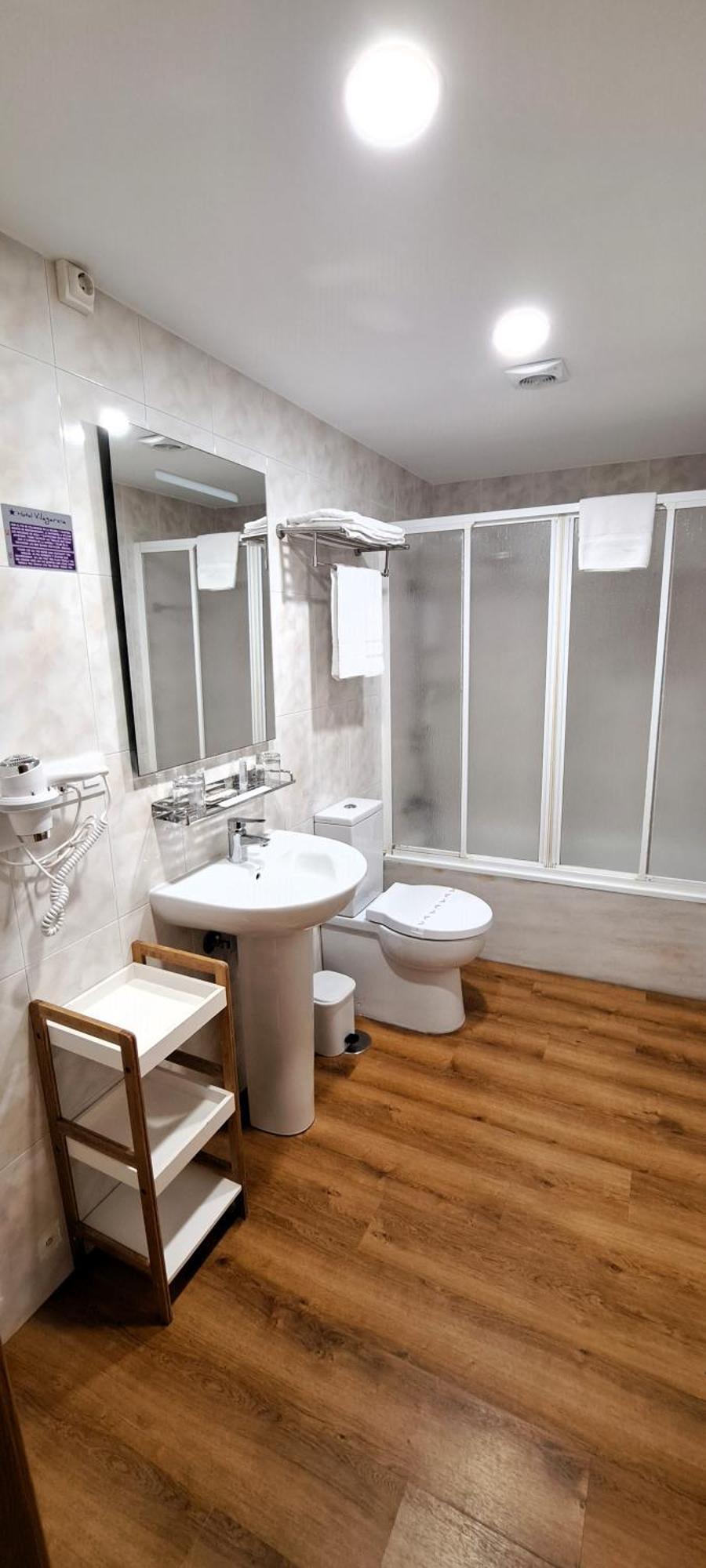 וילאגרסיה דה ארוסה Hotel Vilagarcia מראה חיצוני תמונה