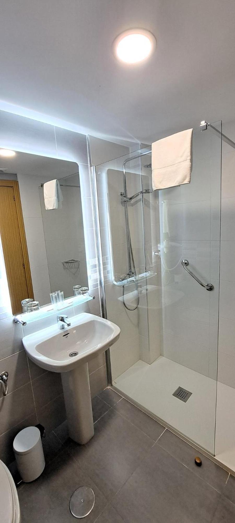 וילאגרסיה דה ארוסה Hotel Vilagarcia מראה חיצוני תמונה