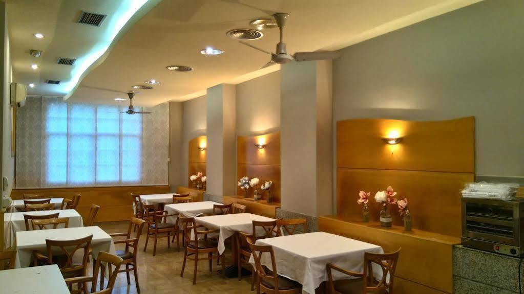 וילאגרסיה דה ארוסה Hotel Vilagarcia מראה חיצוני תמונה
